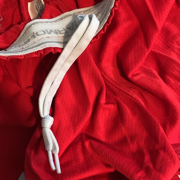 Under Armour athletic shorts - Picture 6 of 6